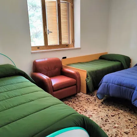 La Piccola Pineta, 10 Posti Letto Vicino Al Mare Casa vacanze *